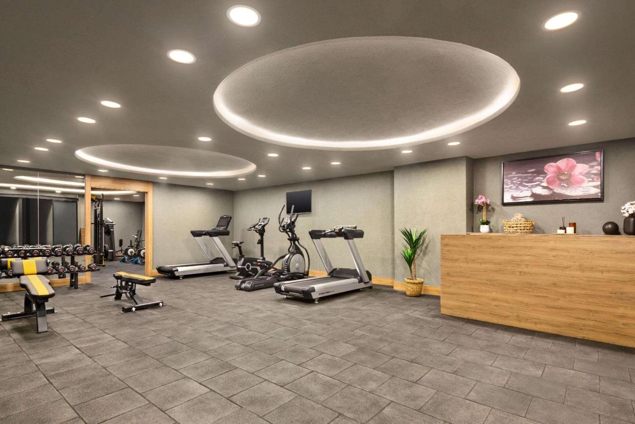 Ramada By Wyndham Erzurum Buitenkant foto